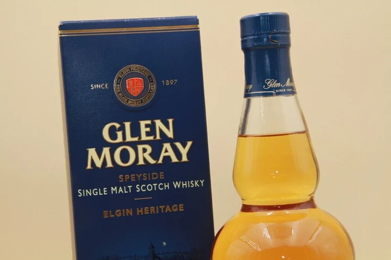 Glen Moray ** 15Years ** Single Malt Scotch Whisky. Elgin Heritage