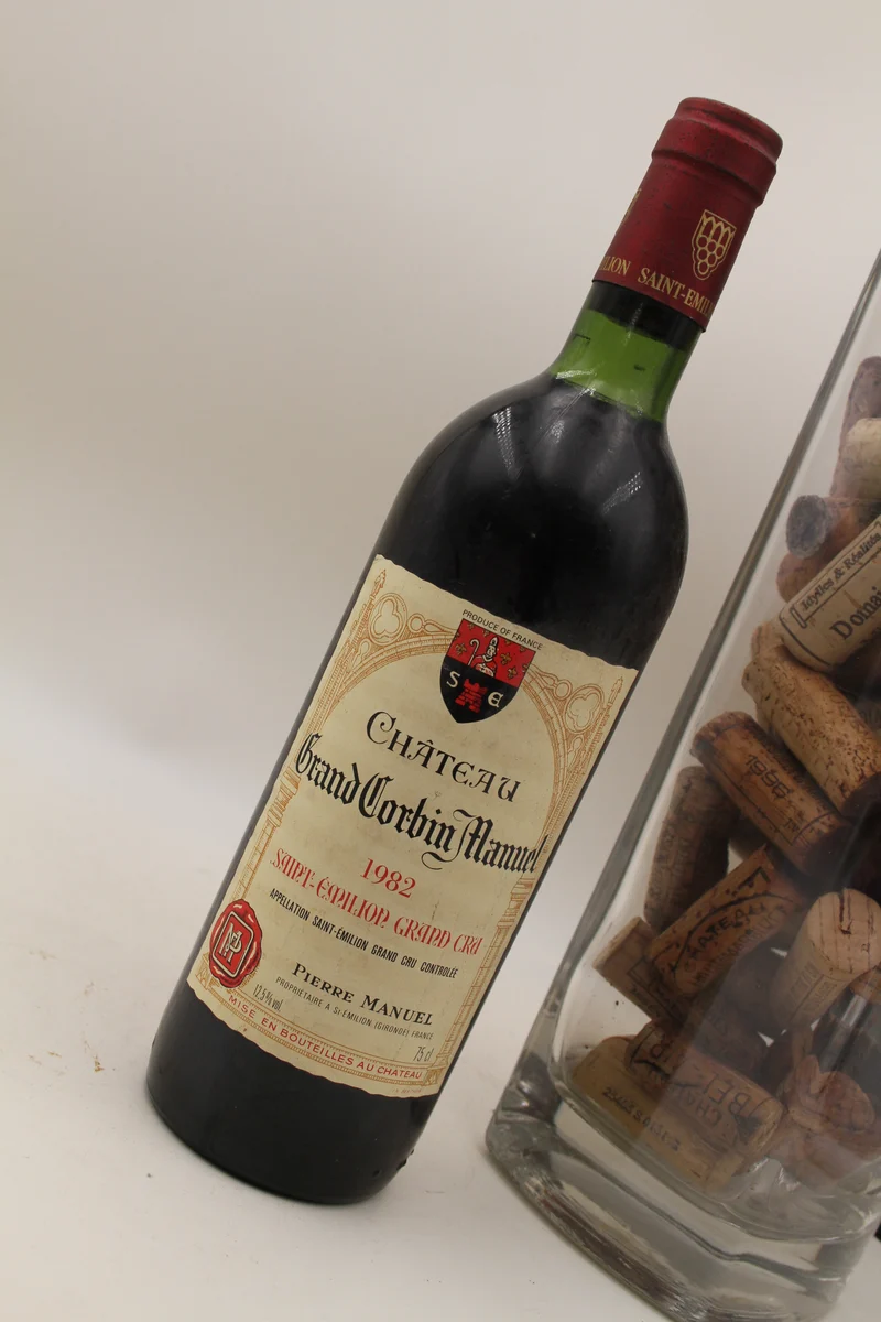 -Chateau Grand Corbin Manuel ** 1982 ** Saint Emilion Grand Cru