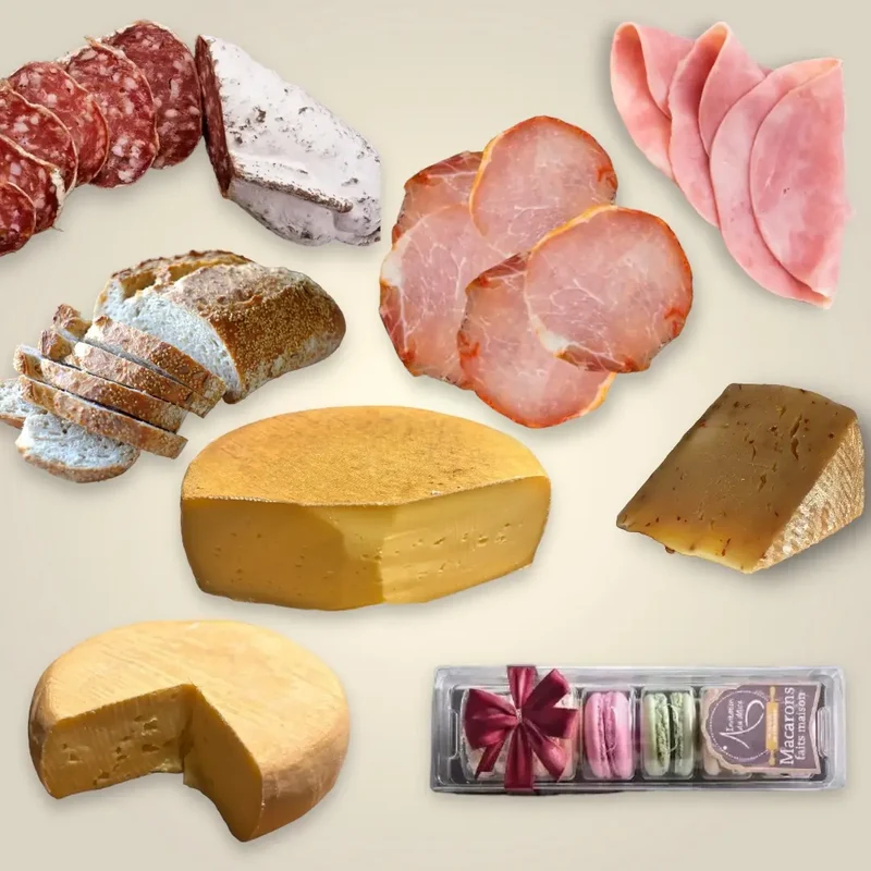 Dinner dans un panier - Plateau de charcuterie, fromage et Macarons