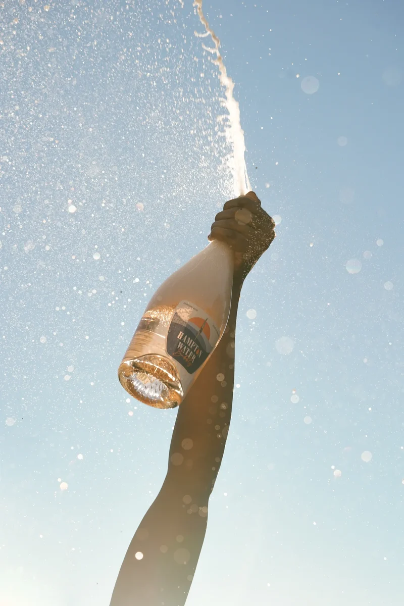 Hampton Water Bubbly Brut Rosé Vin de France – Non millésimé – 75cl