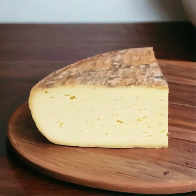 Fromage à raclette paysanne affinée au lait de vache